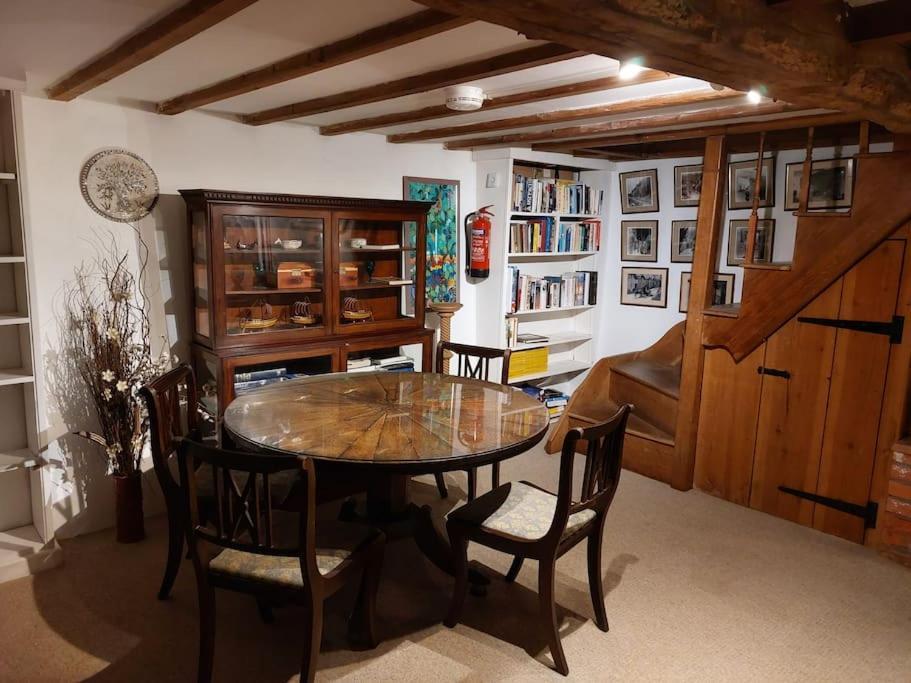 Stable Cottage - Sleeps 6, Near Lulworth Cove Ντόρτσεστερ Εξωτερικό φωτογραφία