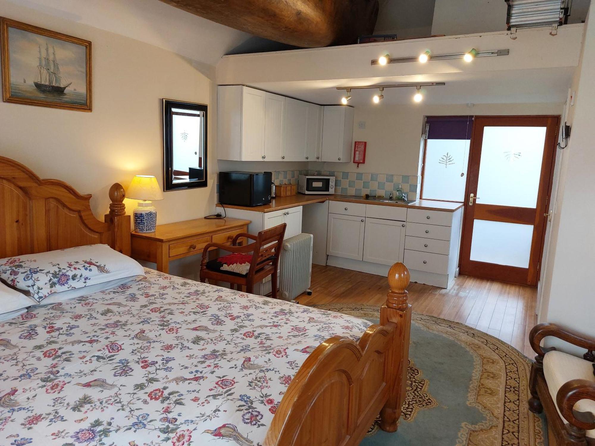 Stable Cottage - Sleeps 6, Near Lulworth Cove Ντόρτσεστερ Εξωτερικό φωτογραφία